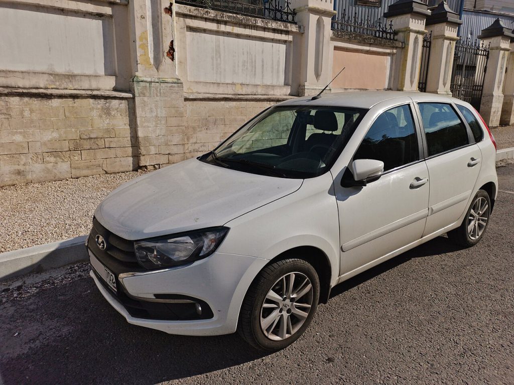 Lada Granta — внешний вид автомобиля