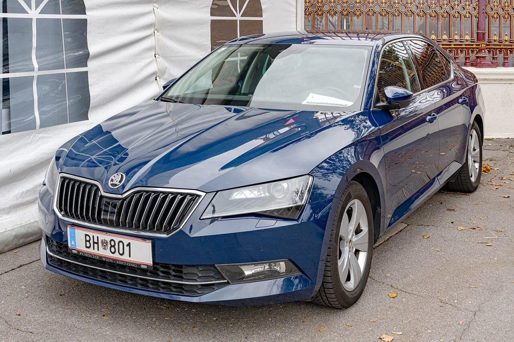Skoda Superb — внешний вид